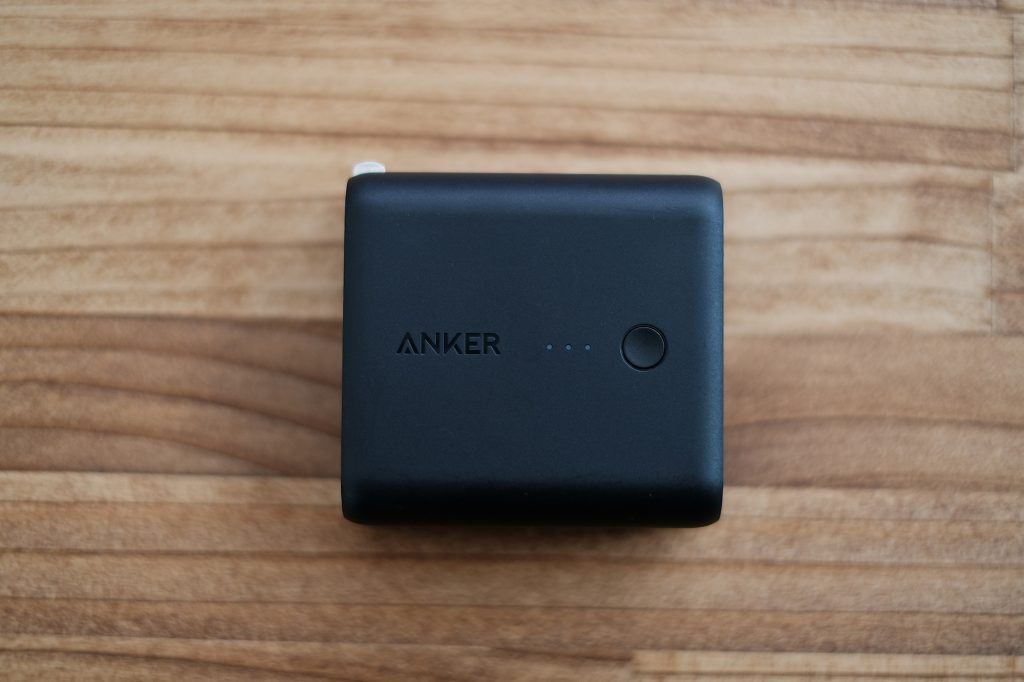 ANKER モバイルバッテリー